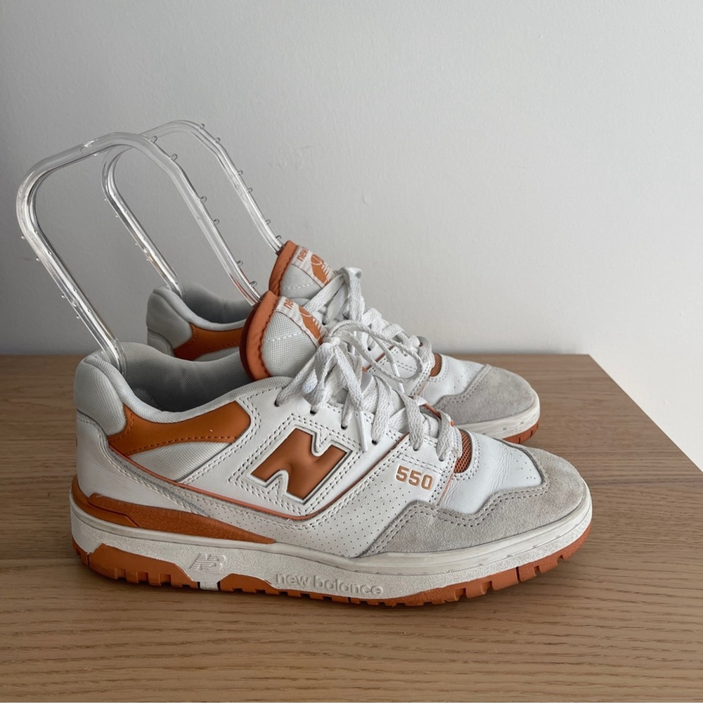 New Balance 550 White and Orange Sneakers suede trim 8 men’s / 9.5 W unisex